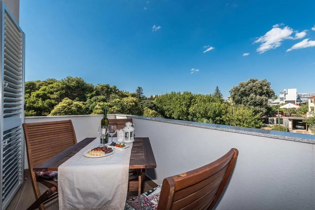 זאדאר Apartments Ena קרואטיה