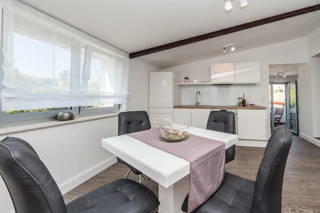 זאדאר Apartments Ena קרואטיה