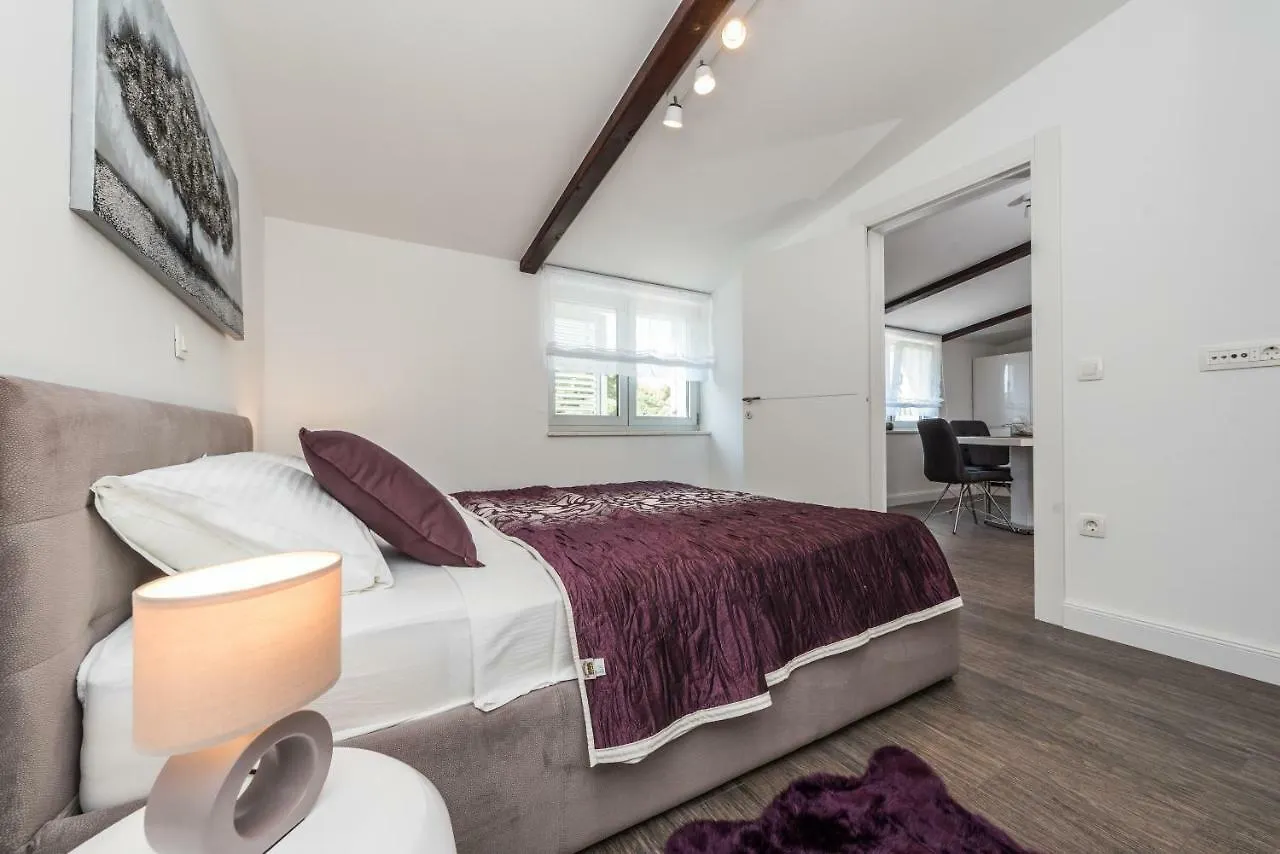 זאדאר Apartments Ena קרואטיה